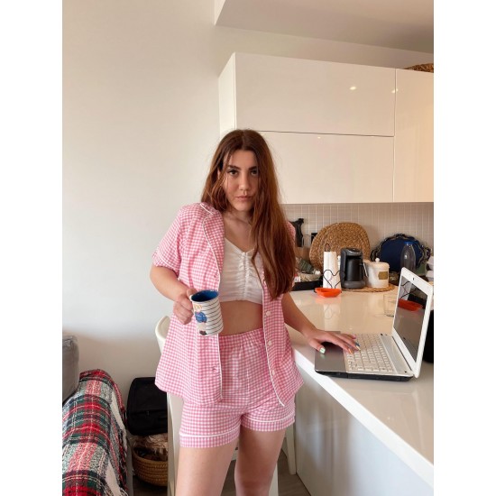 Şortlu Pijamalar-Pembe PötiKareli %100 Dokuma Pamuklu Şortlu Takım