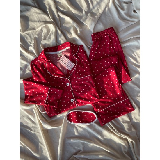 Kırmızı Kalp Desenli Örme Pazen Pijama Takımı Kırmızı Kalp Desenli Örme Pazen Pijama Takımı