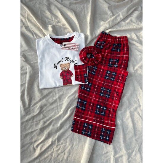 Pijamalı Tedy Beyaz Ekose Çift Pijama Takımı Pijamalı Tedy Beyaz Ekose Çift Pijama Takımı