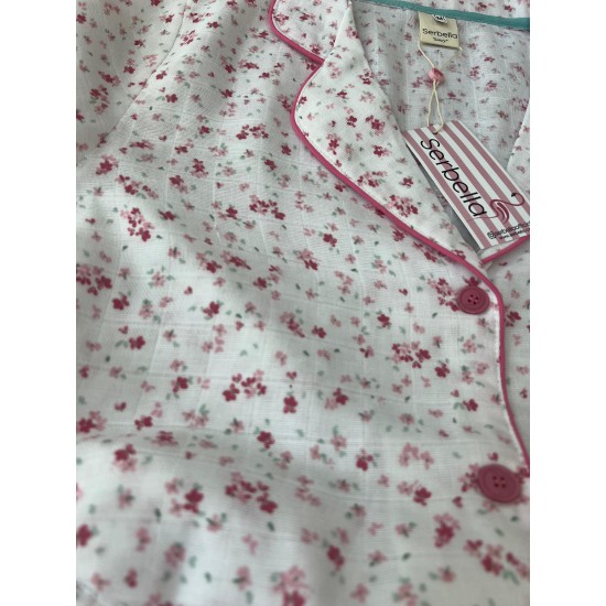 Flowers Beyaz Organik Müslin Şortlu Takım Flowers Beyaz Organik Müslin Şortlu Takım