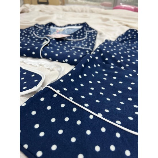 Lacivert Puantiye Desenli Örme Pazen Pijama Takım Lacivert Puantiye Desenli Örme Pazen Pijama Takım