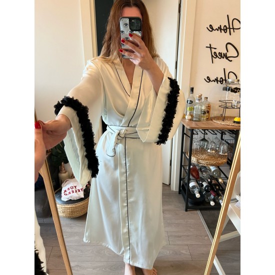 Luxury Özel Kutulu Saten Kimono Sabahlık Siyah Çiçekli