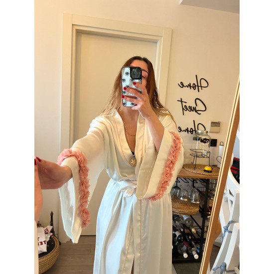 Luxury Özel Kutulu Saten Kimono Sabahlık Somon Çiçekli